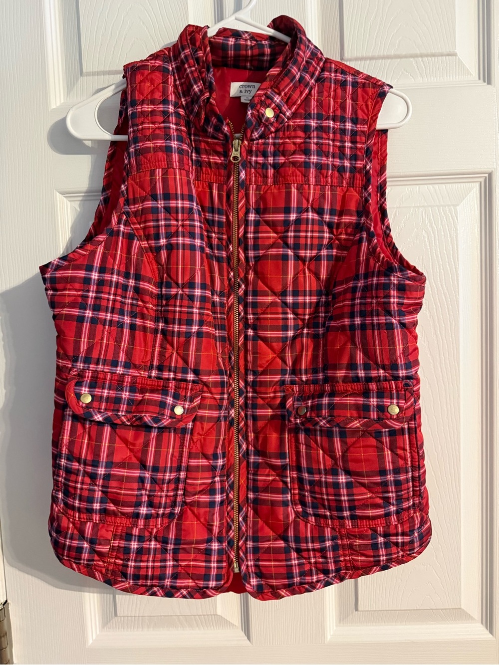 Crown & Ivy Red Plaid Quilted Puffer Vest Women’s Large